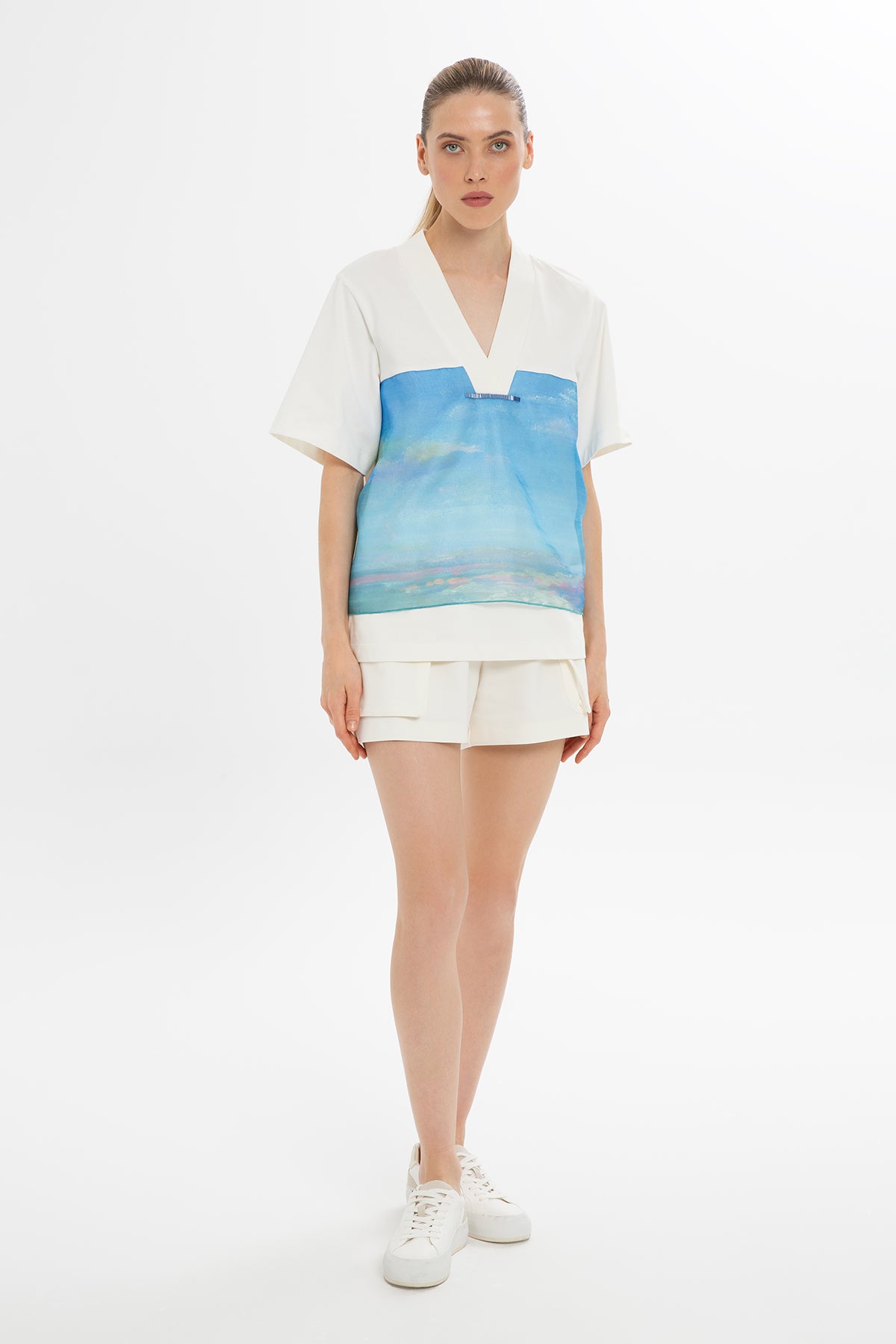 İşlemeli Baskılı T-shirt