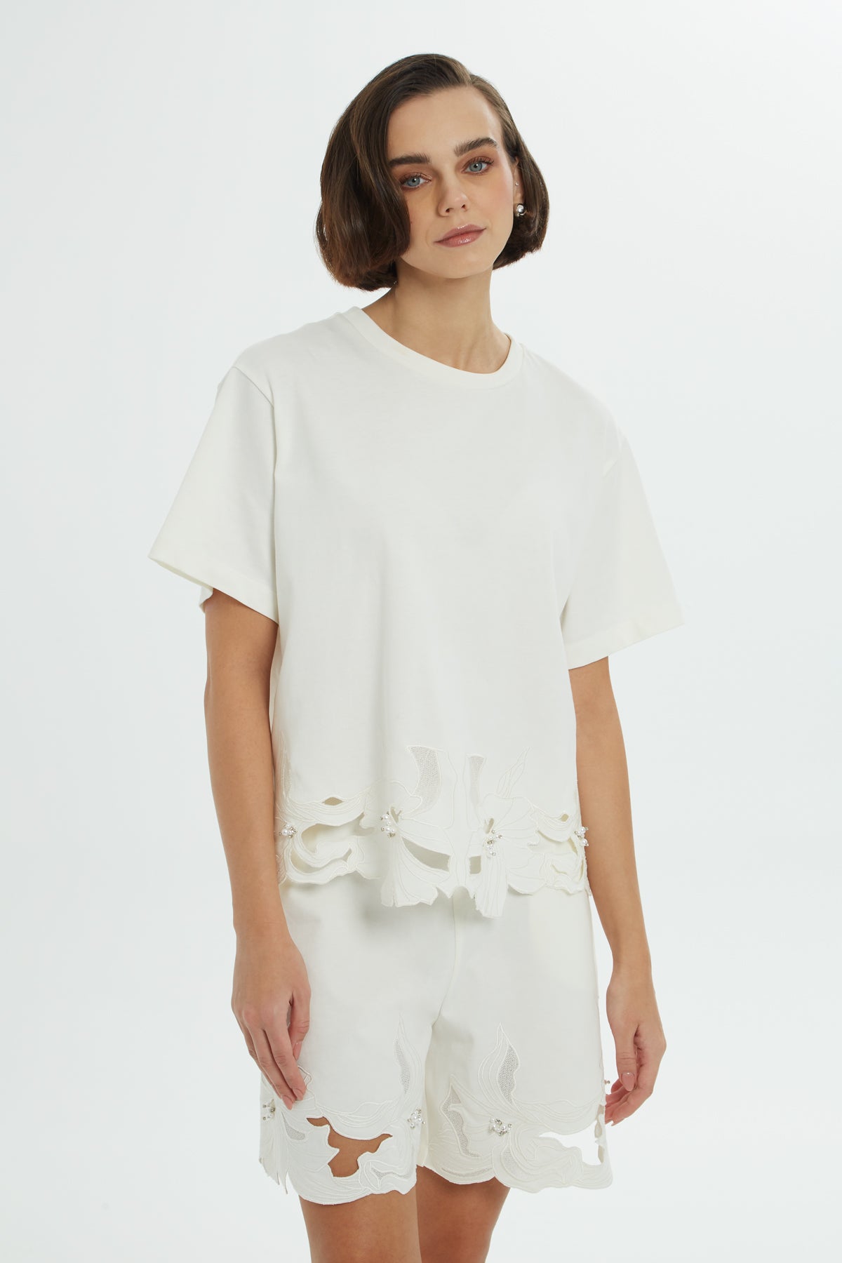 Etek Ucu Desenli T-shirt