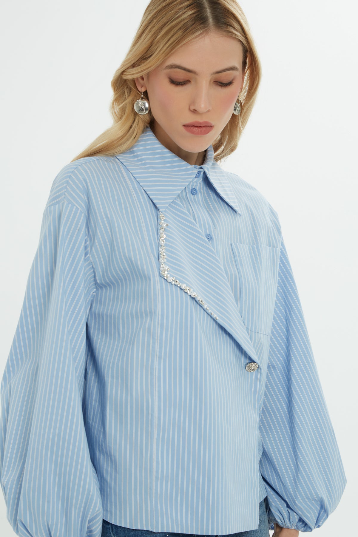 İşlemeli Uzun Kollu Gömlek