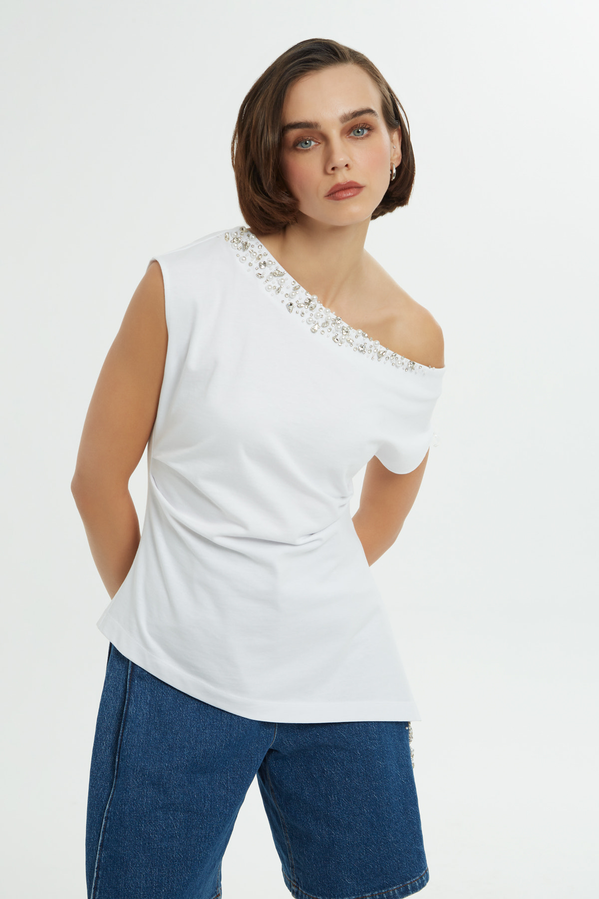 Düşük Omuz Kayık Yakalı Bluz