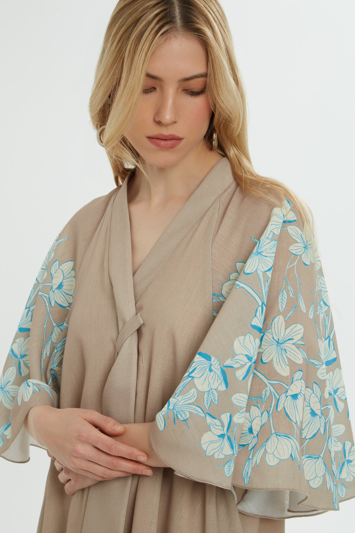 V Yakalı Baskılı Midi Elbise