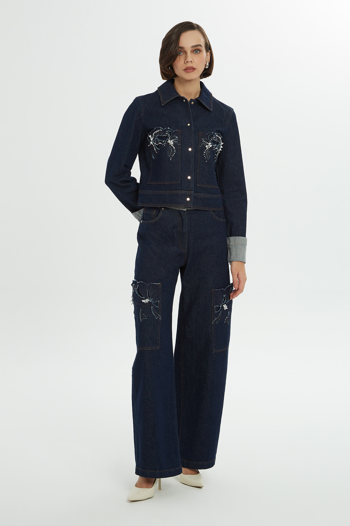 İncili İşlemeli Jean Ceket