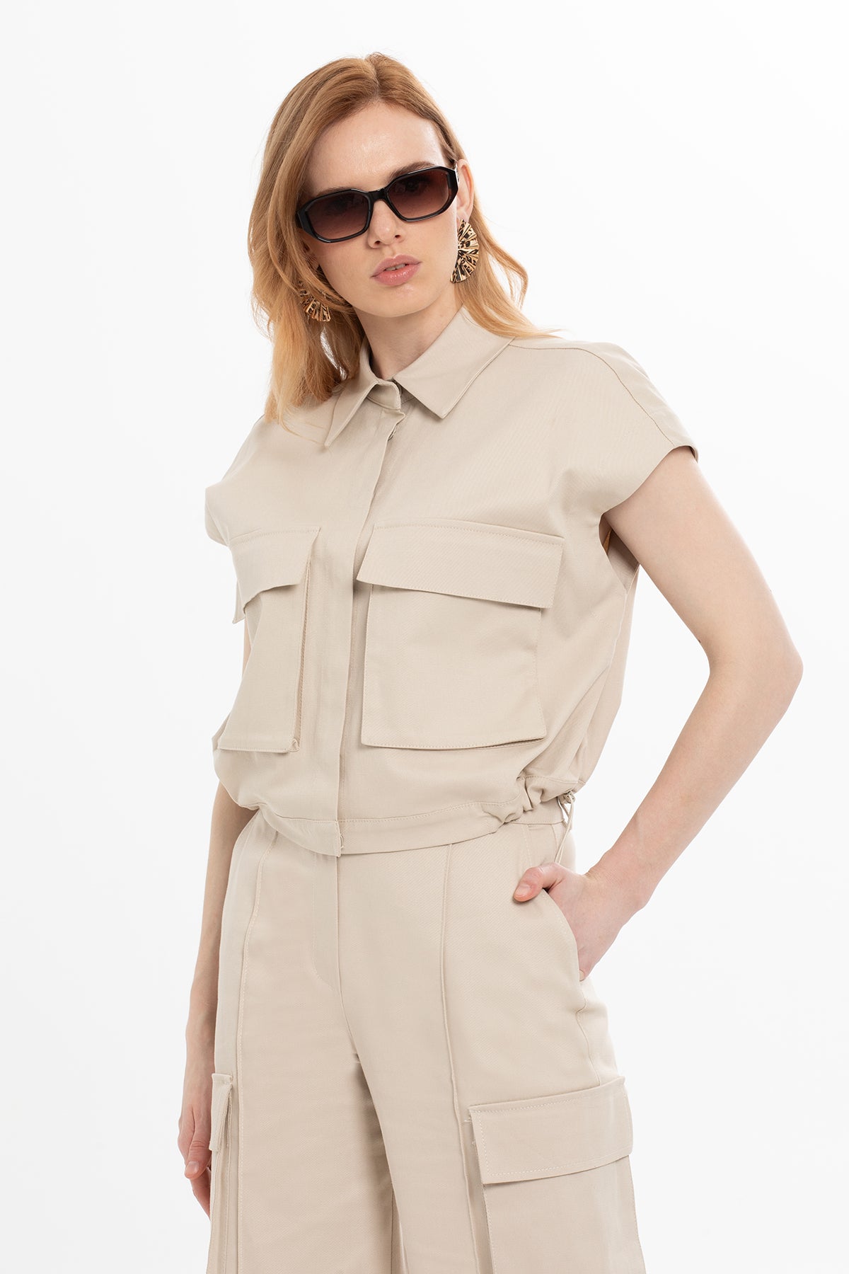 Beli Lastikli Kısa Bluz