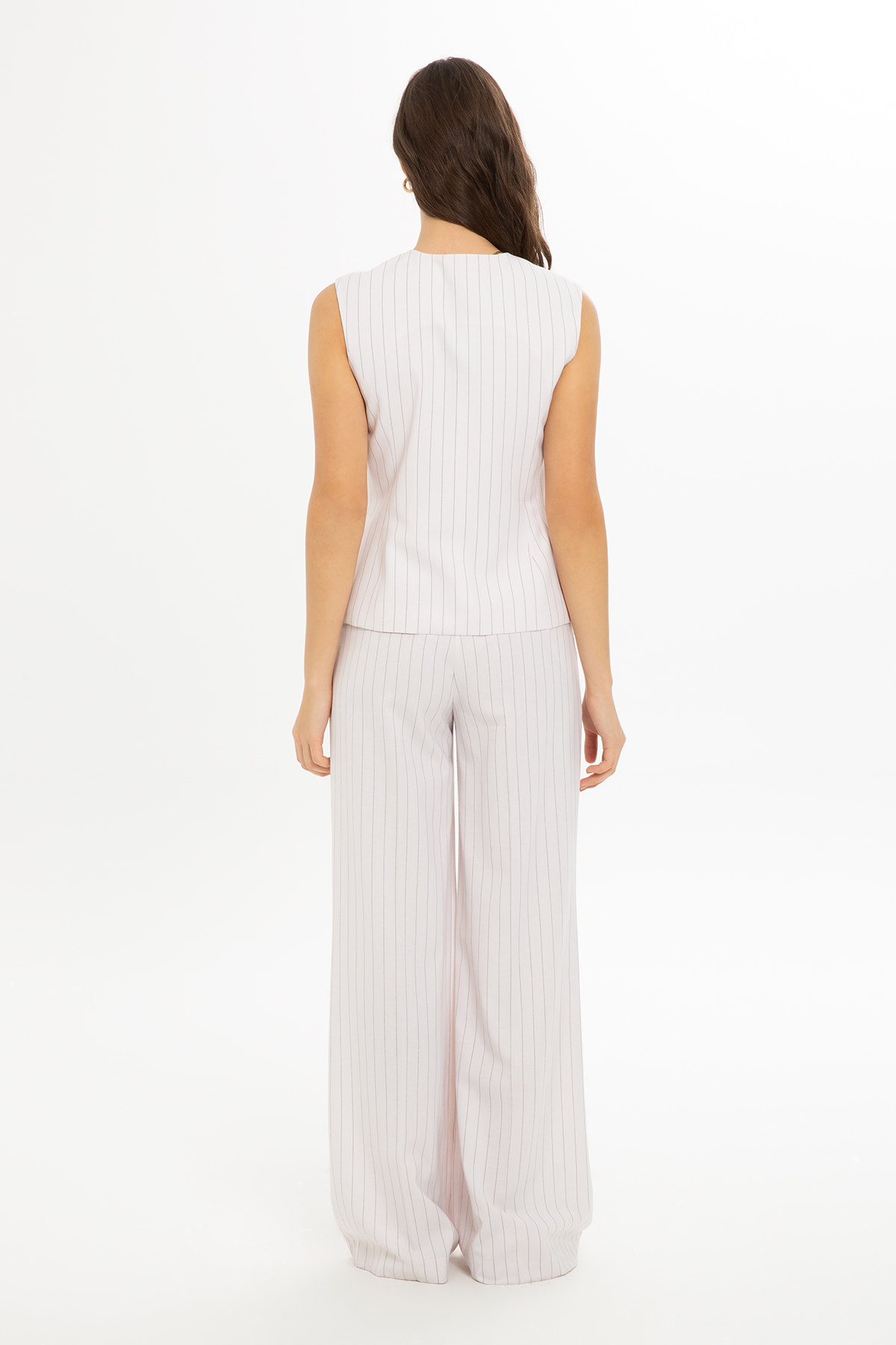 Kruvaze Yelek Ve Pileli Palazzo Pantolonlu Takım