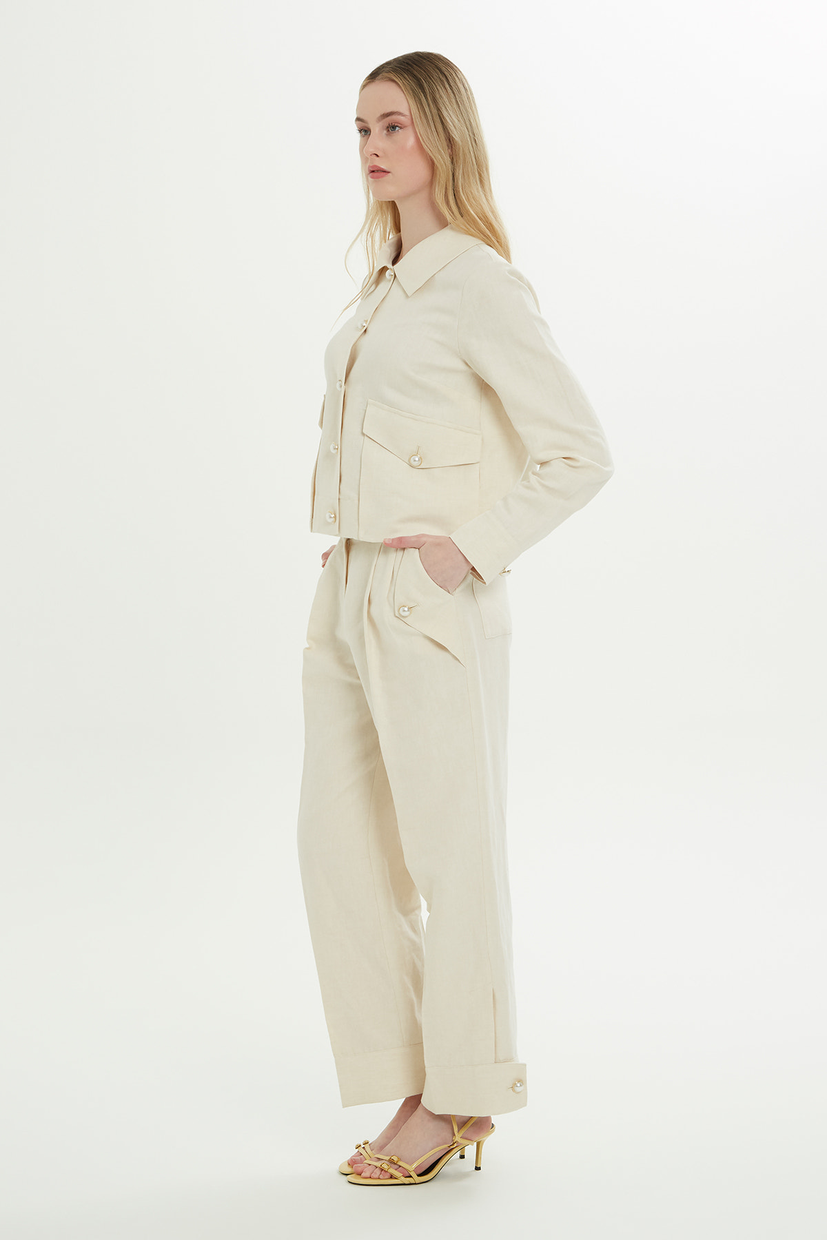 Gömlek Yakalı Pensli Kemik Ceket