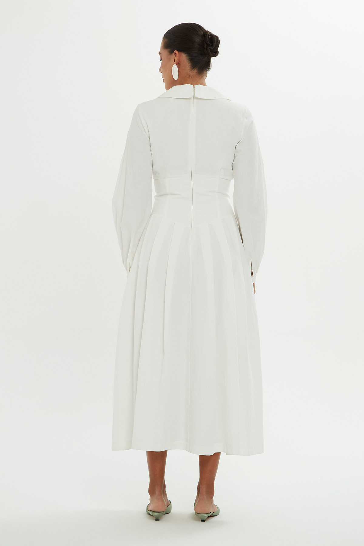 Korsajlı Nakışlı Midi Elbise