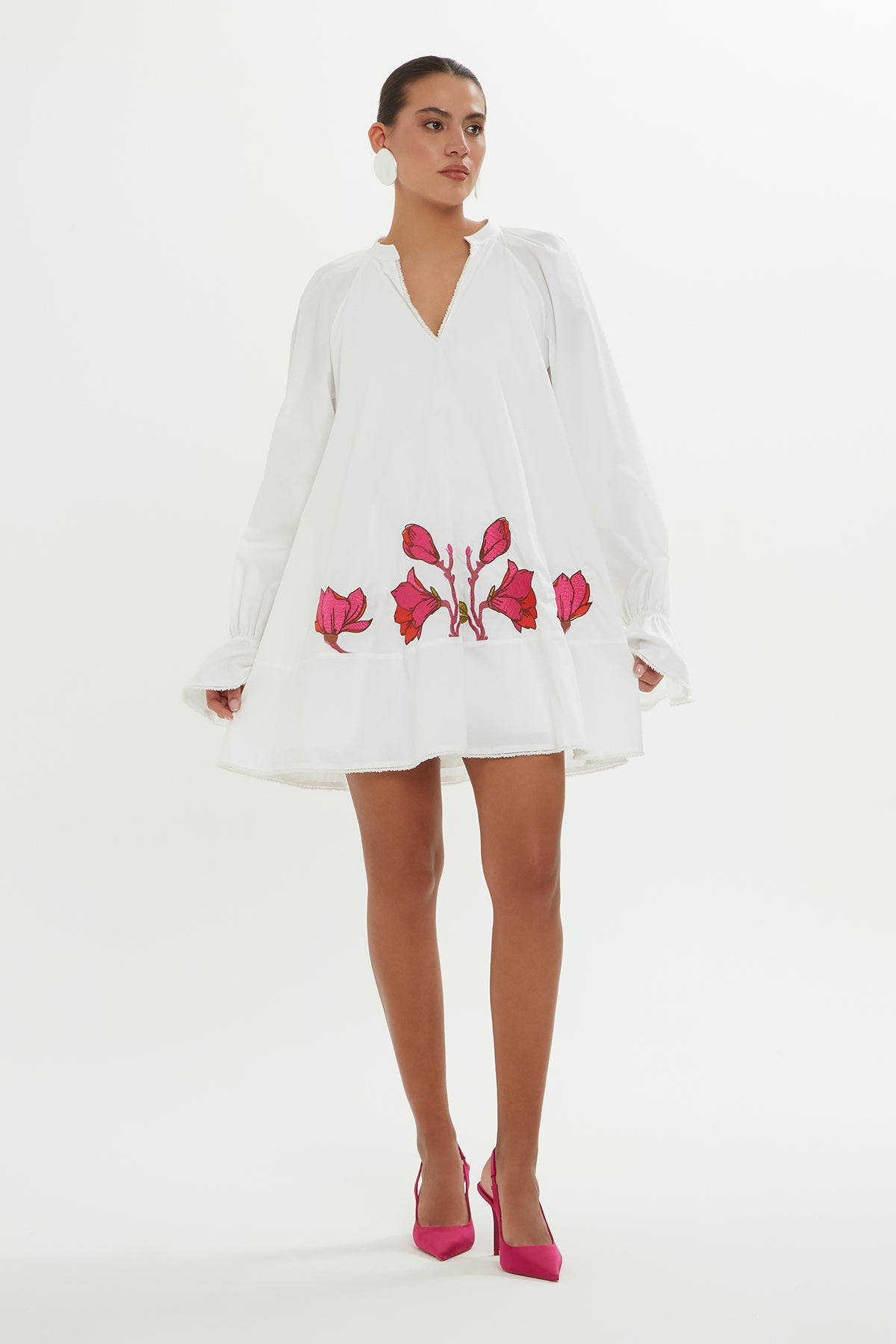 Nakışlı Kısa Elbise