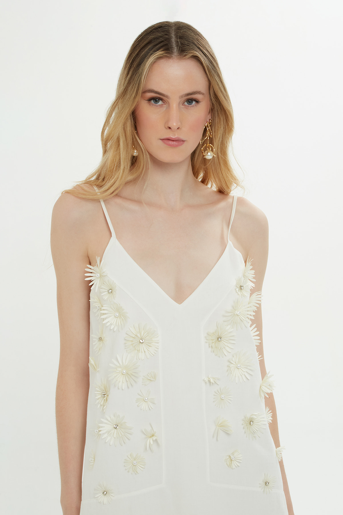 Çiçek Detaylı Volanlı Kısa Elbise