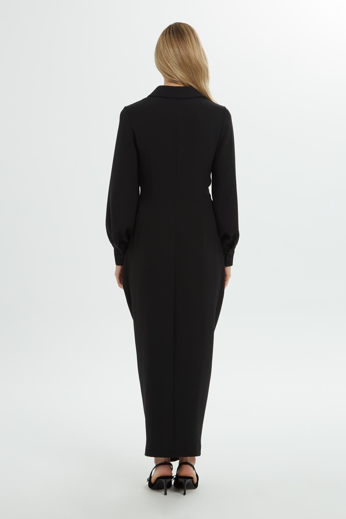 Pul Boncuk İşlemeli Uzun Elbise