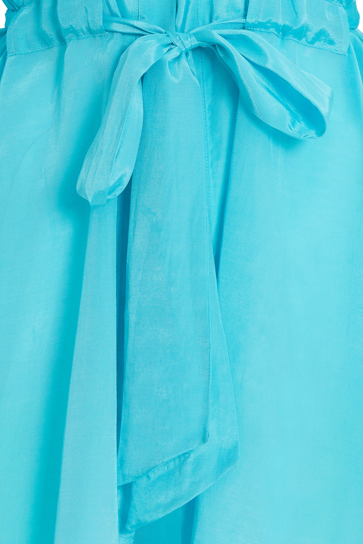 Seyyar Kuşaklı Arkası Uzun Gömlek