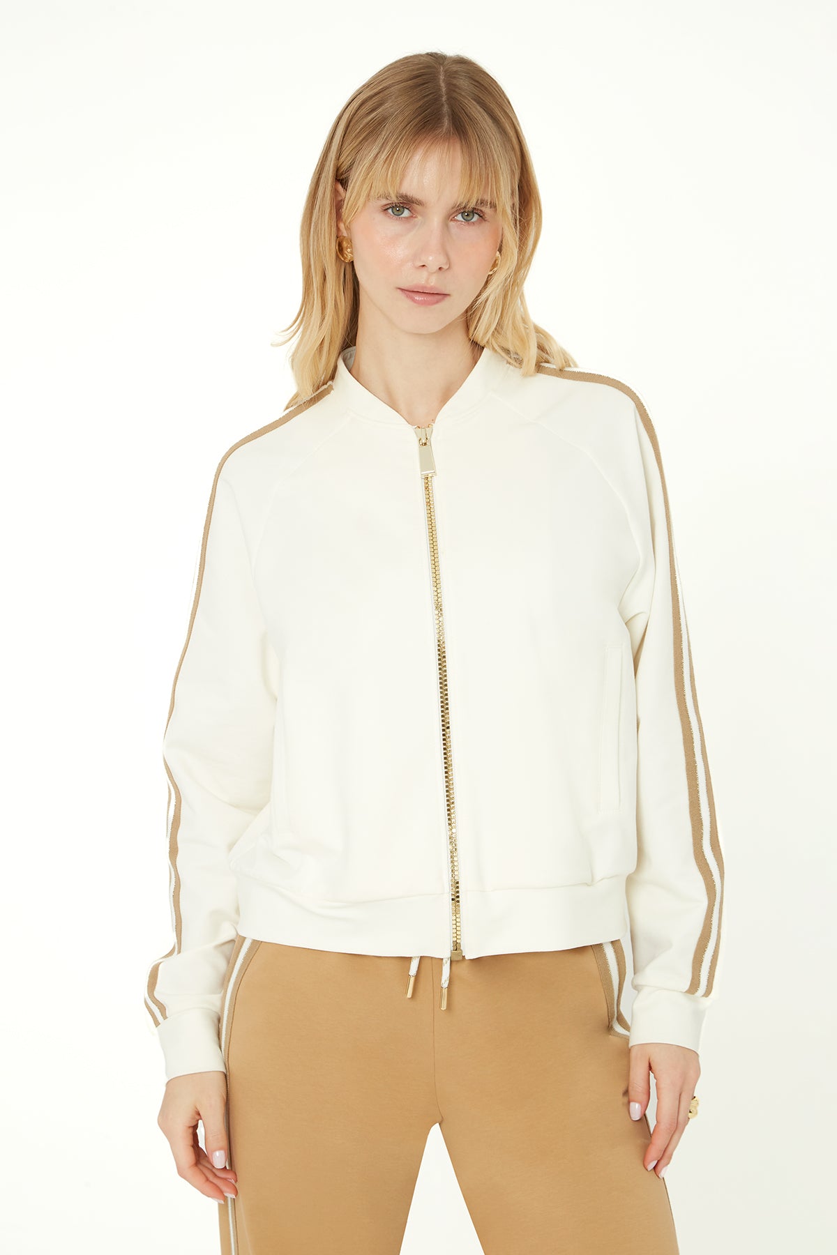 Bağcık Detaylı Bilek Bantlı Eşofman Altı