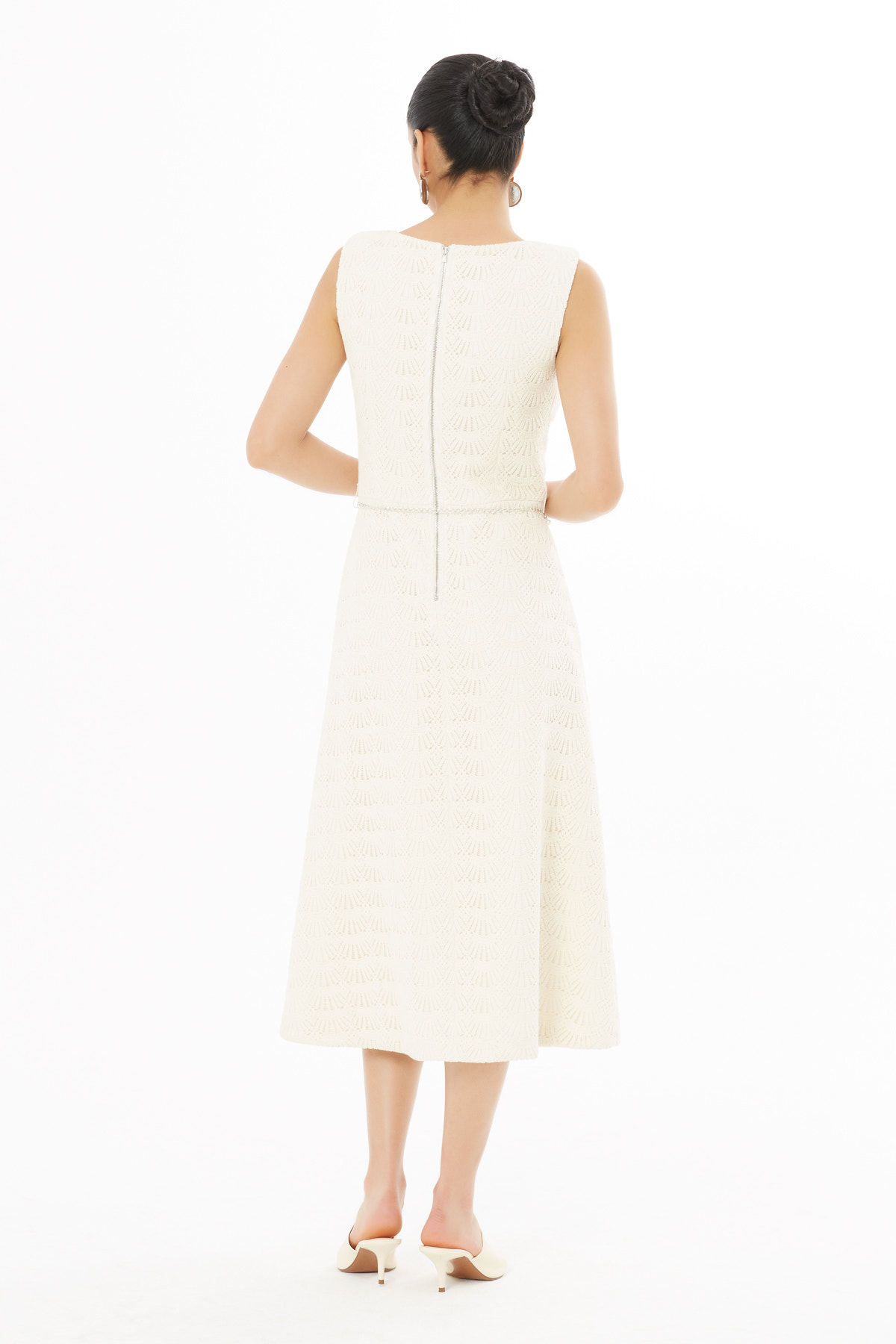 Vatkalı Zincir Kemerli Midi Elbise