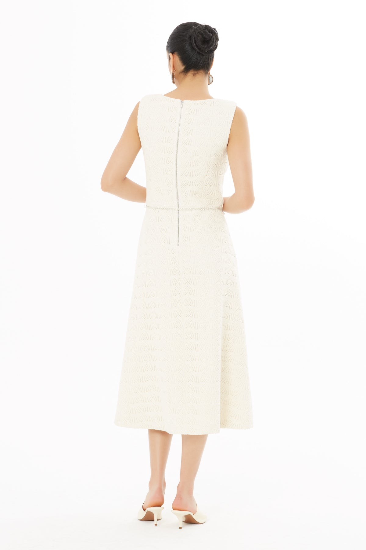 Vatkalı Zincir Kemerli Elbise