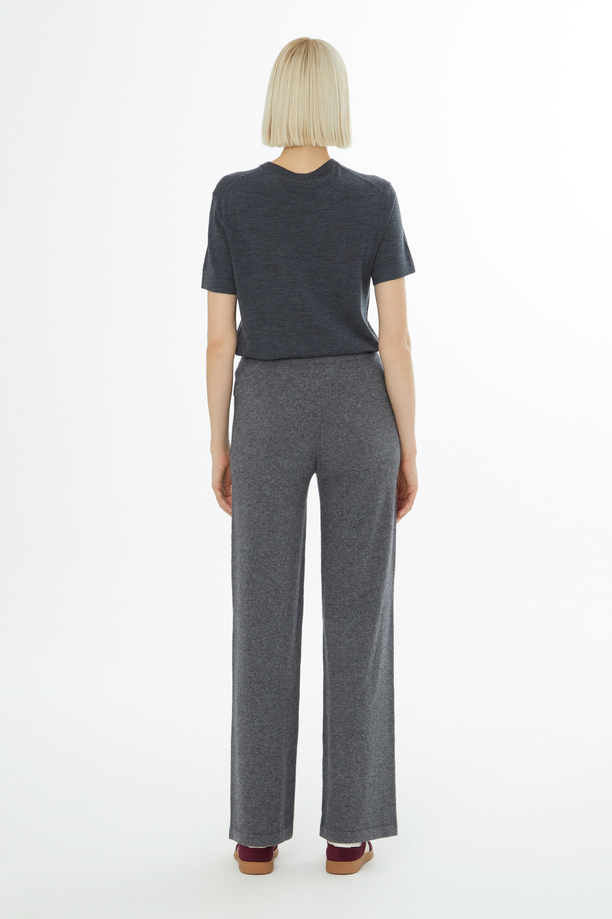 Belinde Kendi Kumaşından Triko Pantolon