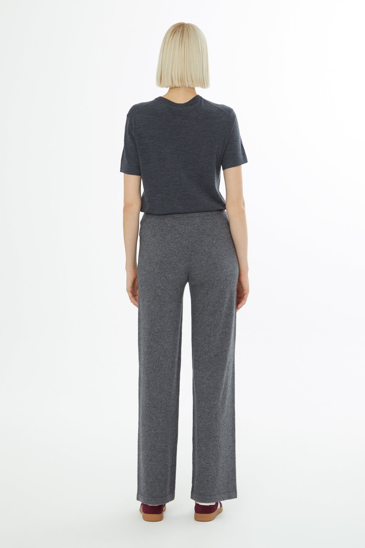 Belinde Kendi Kumaşından Triko Pantolon