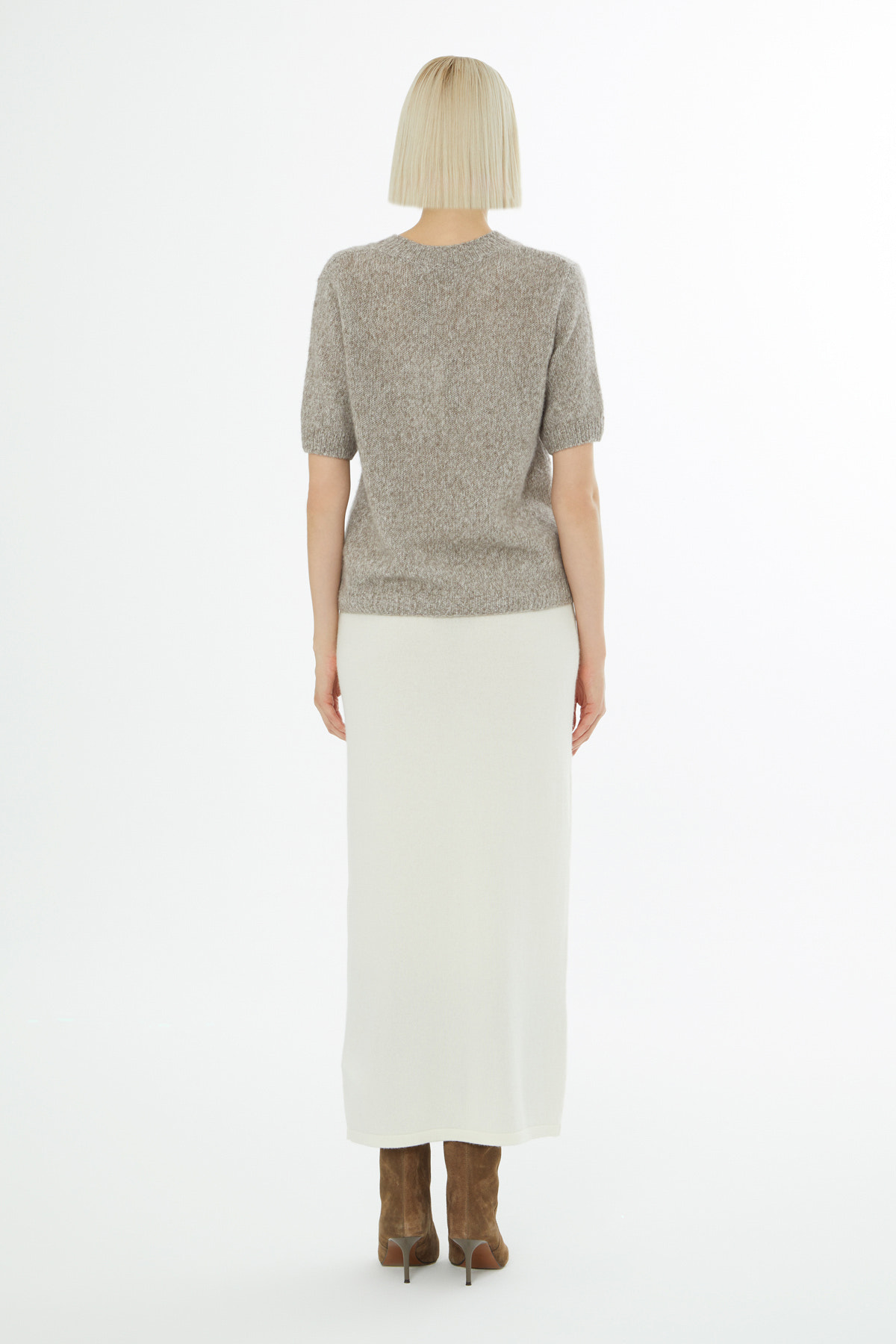 Yuvarlak Yaka Kısa Kol Triko