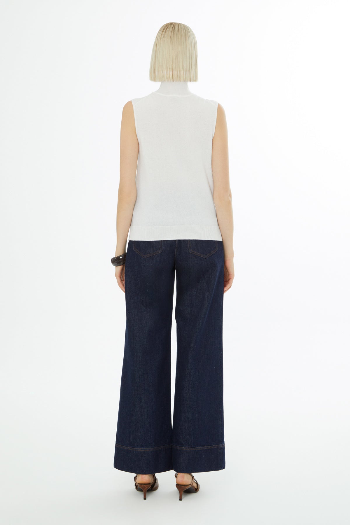 Boğazlı Sıfır Dik Yaka Kollu Bluz