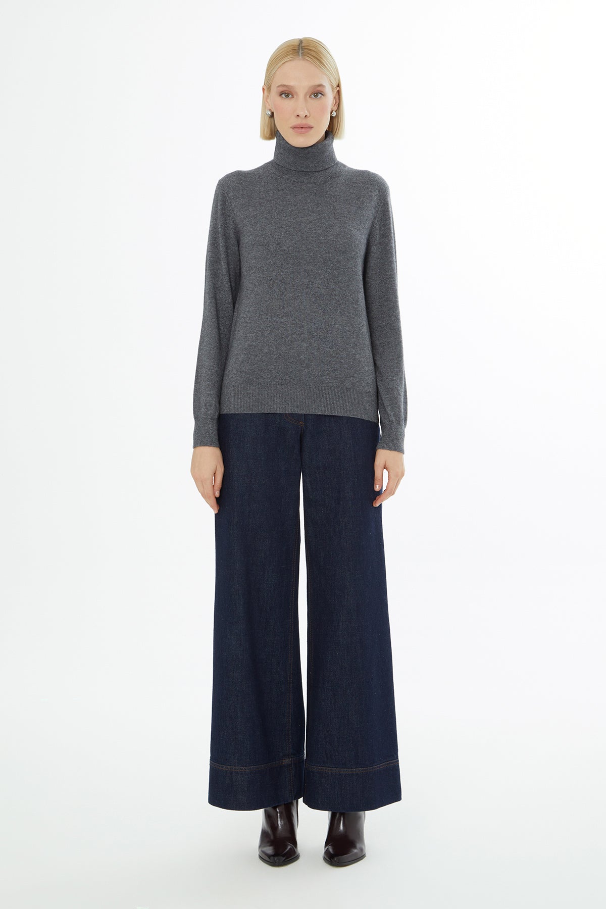 Boğazlı Uzun Kollu Yün Karışımlı Kazak