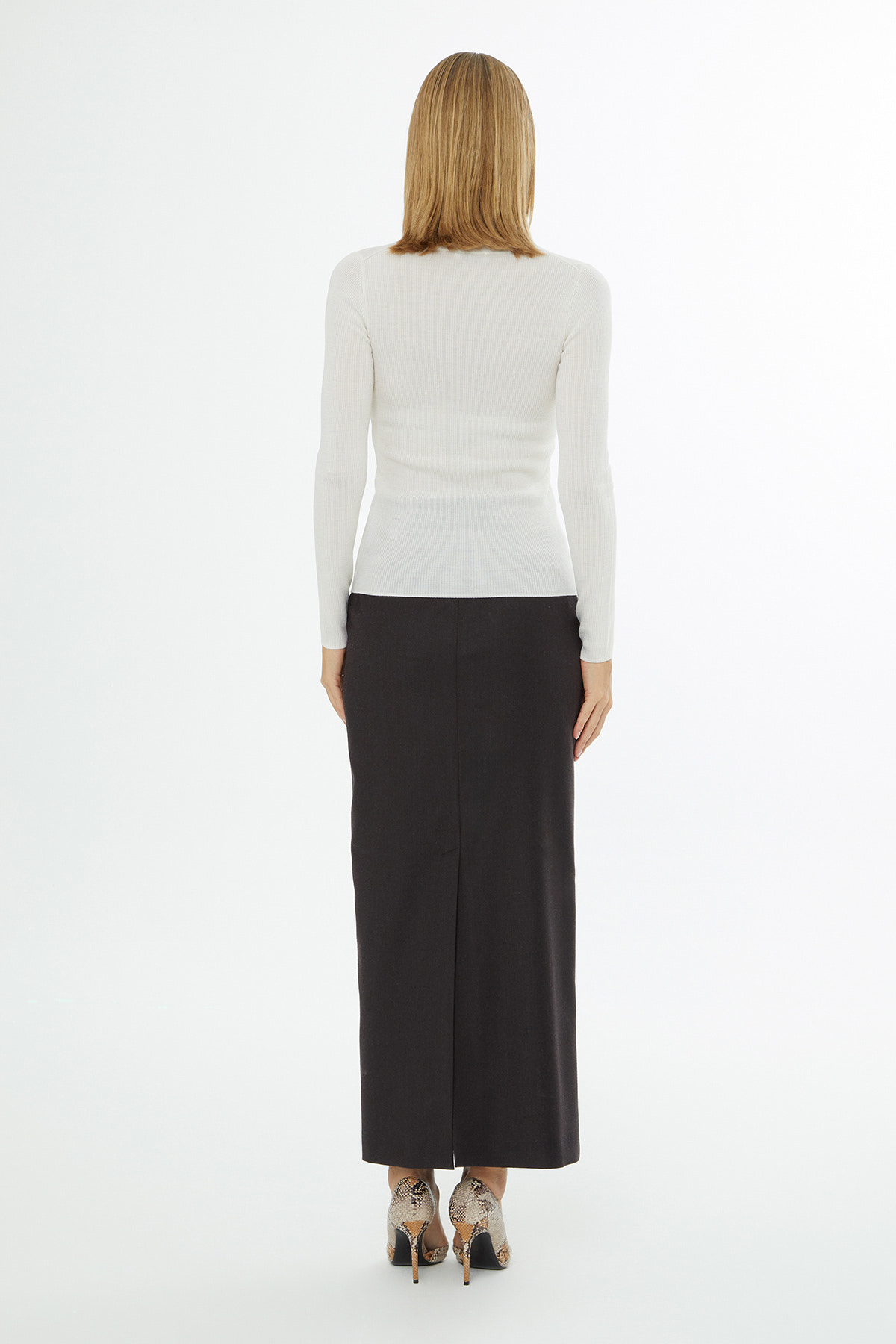 V Yaka Uzun Kollu Triko