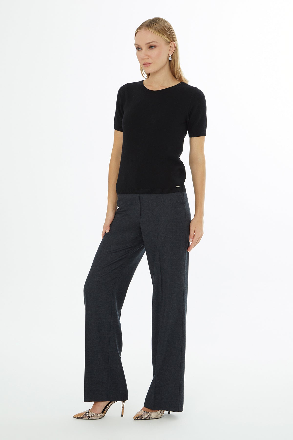 Yuvarlak Yakalı Kısa Kollu Triko