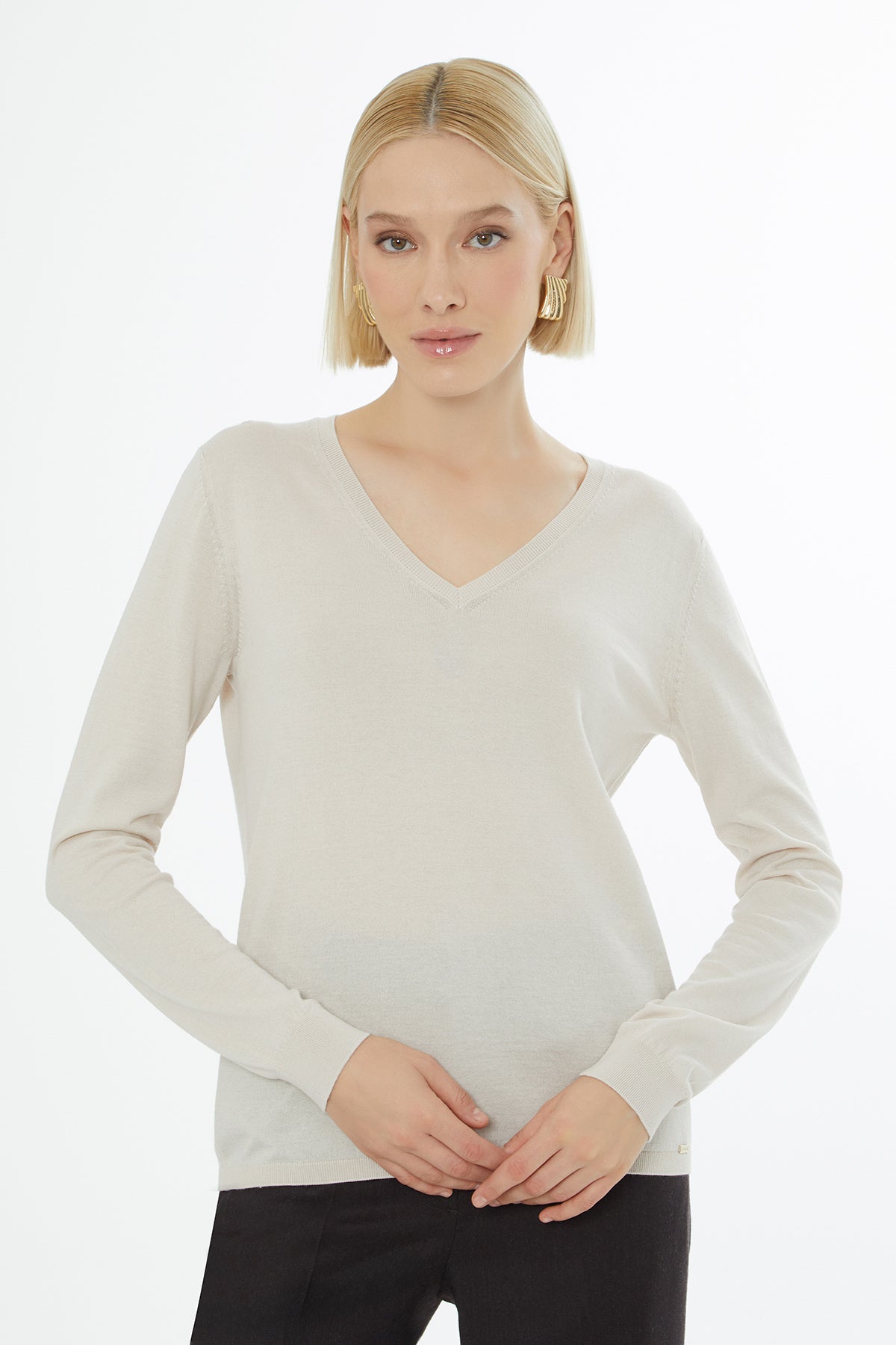 V Yakalı Uzun Kollu Bluz
