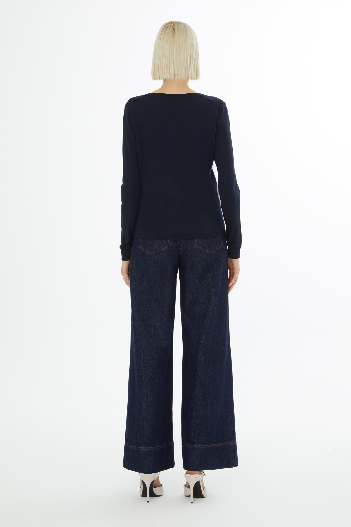 V Yakalı Uzun Kollu Triko Kazak