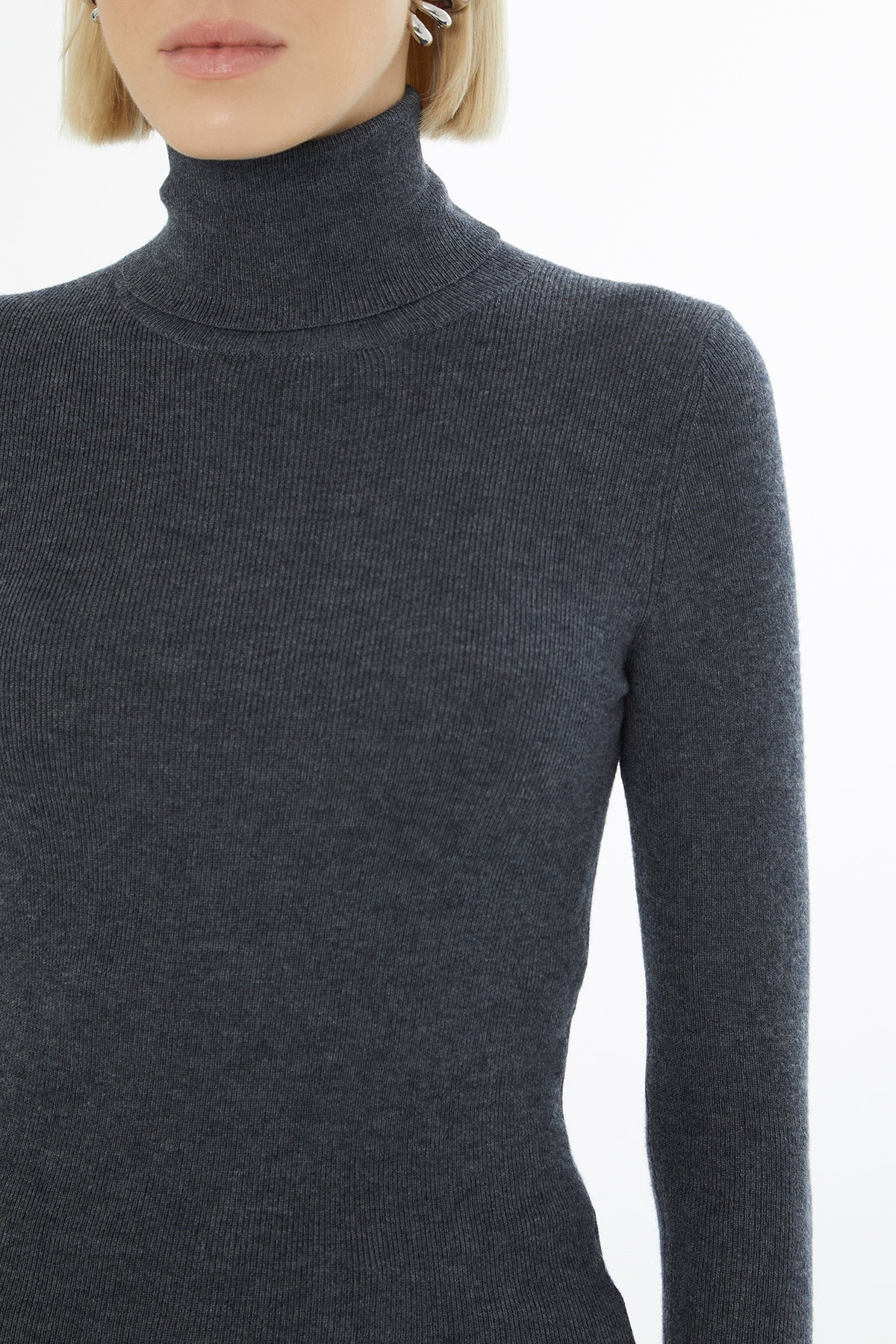 Boğazlı Kadın Triko Kazak