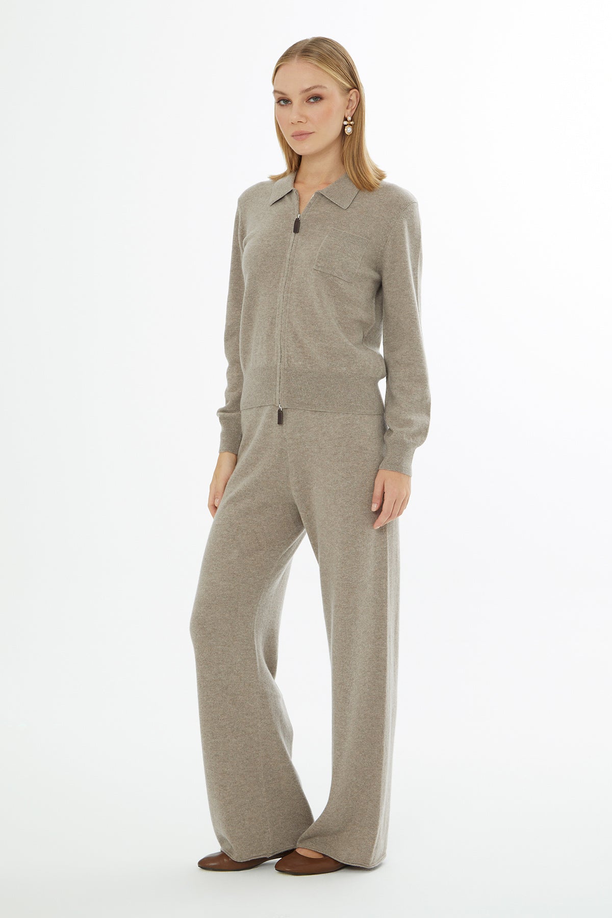 Gömlek Yaka Fermuarlı Uzun Kollu Hırka