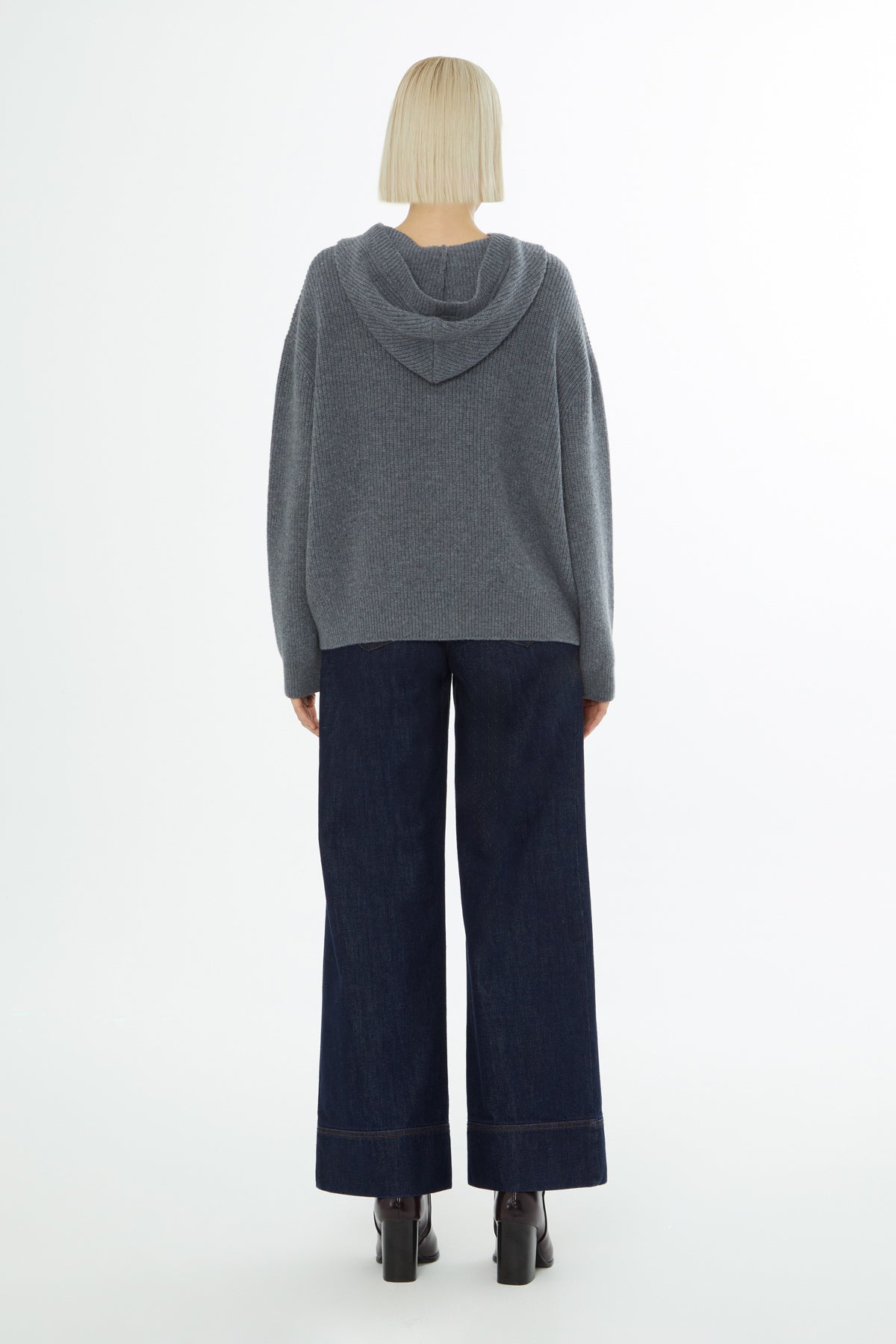 Kapüşon Yaka Fermuar Kapamalı Uzun Kollu Hırka