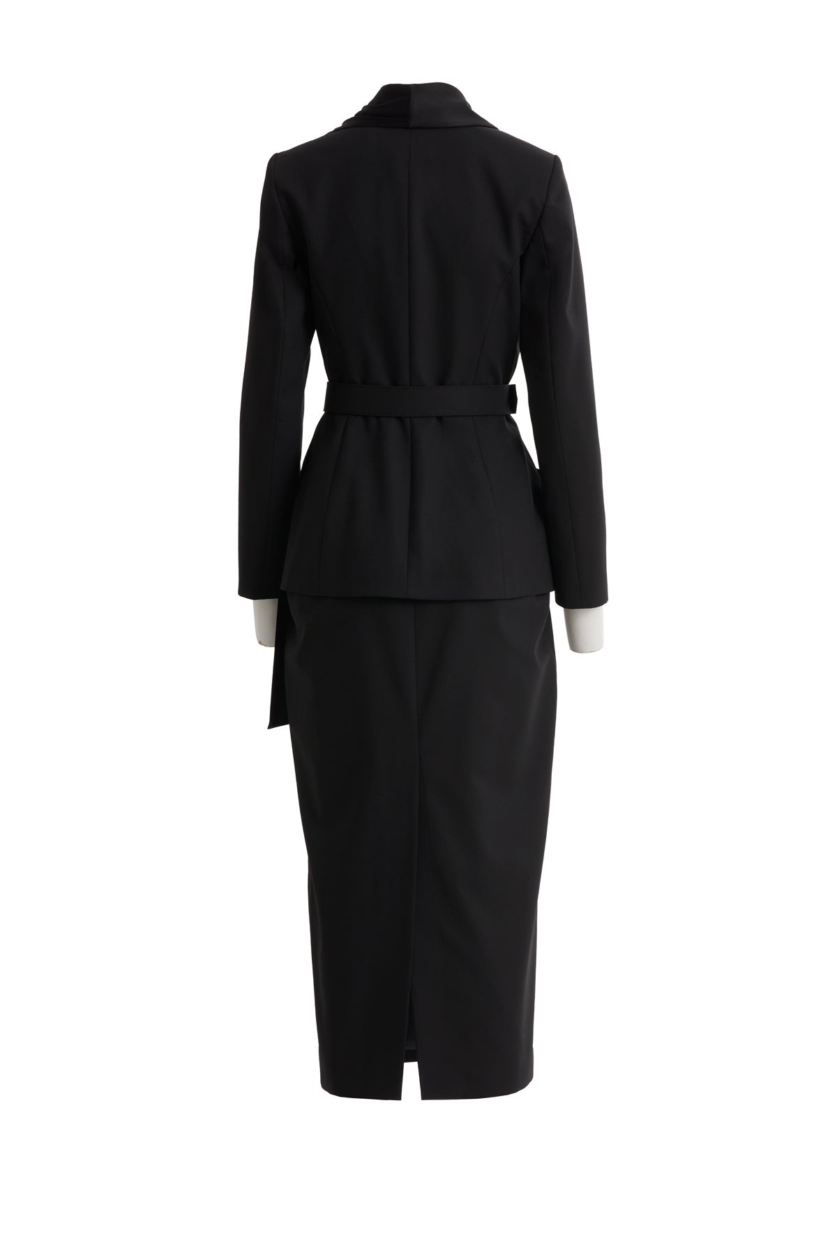 Şal Yaka Detaylı Ceket Ve Kalem Etekli Siyah Takım