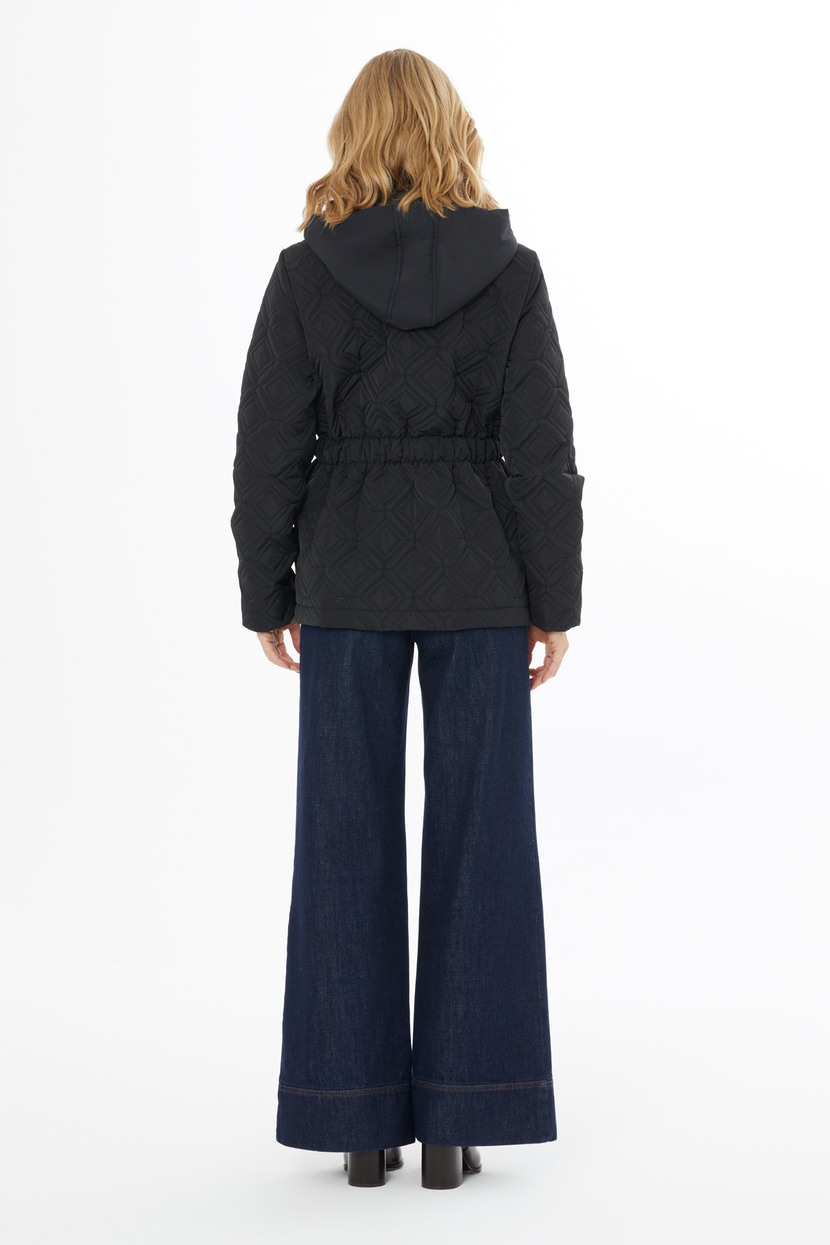 Kapüşon Yakalı Belden Kordonlu Mont