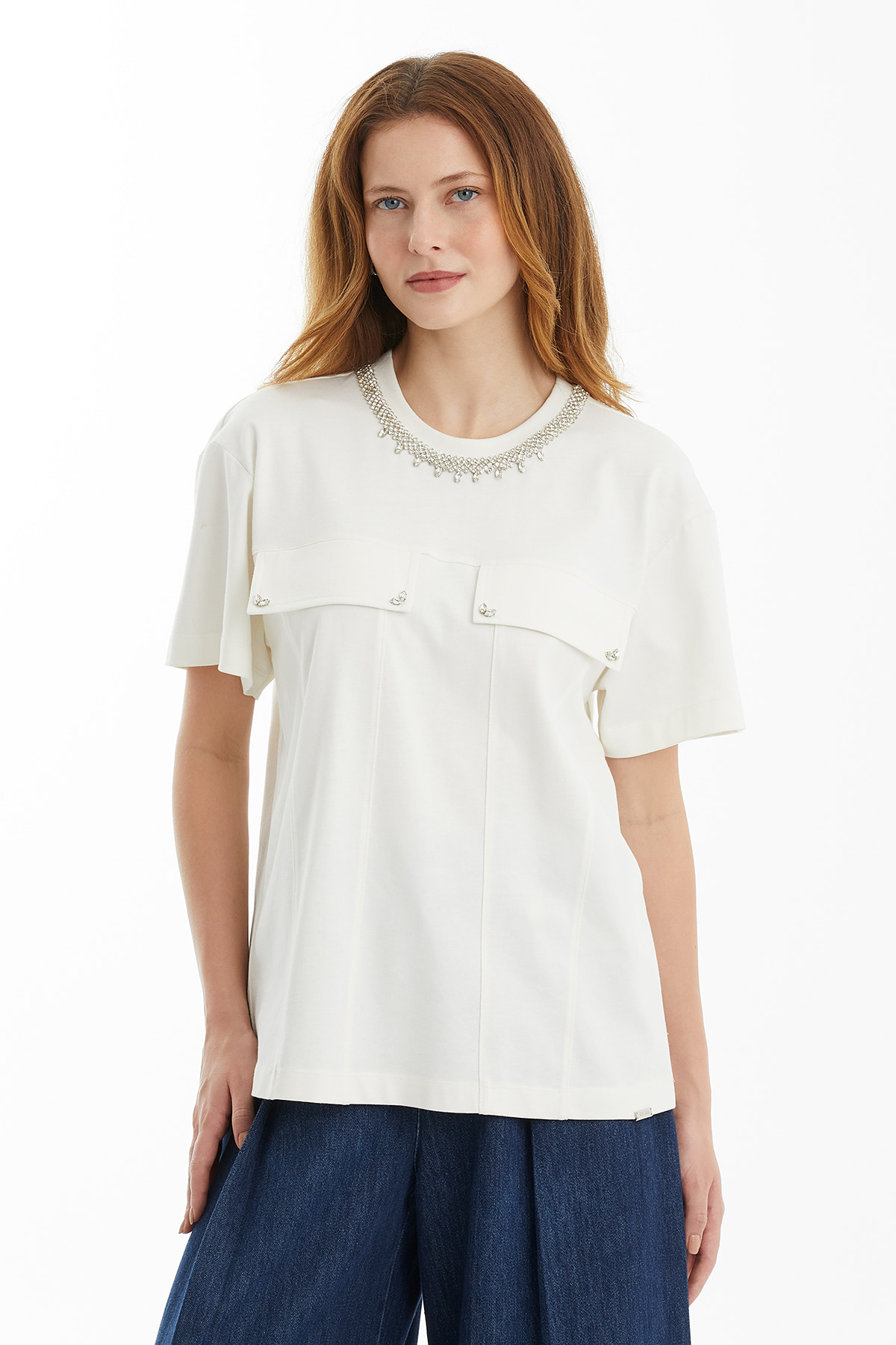 Şerit Taş Detaylı Ekru T-Shirt