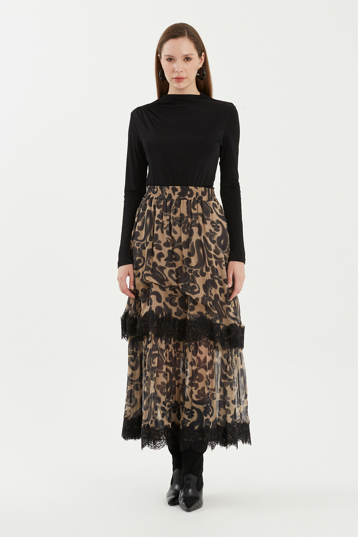 Leopar Desenli Dantel Detaylı Etek