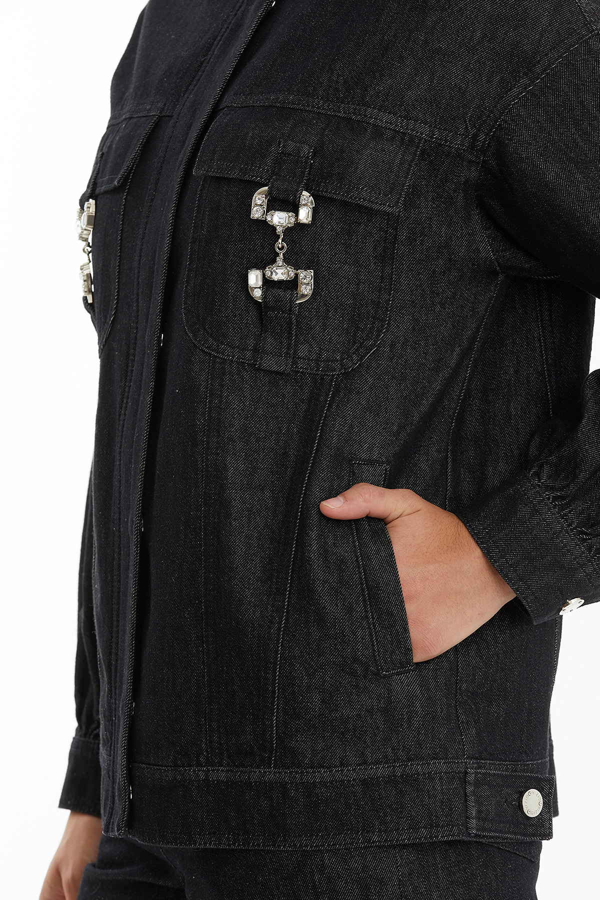 Taşlı Metal Aksesuarlı Siyah Denim Ceket