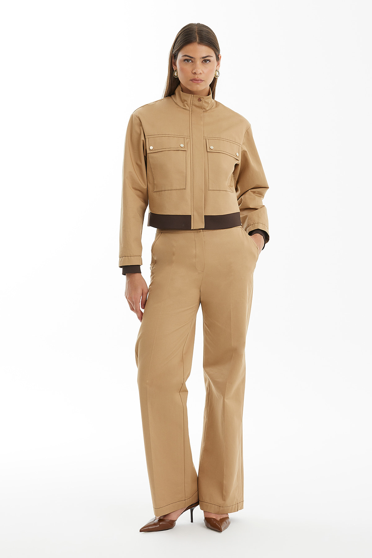 Kontrast Garnili Çıtçıtlı Crop Kahverengi Ceket