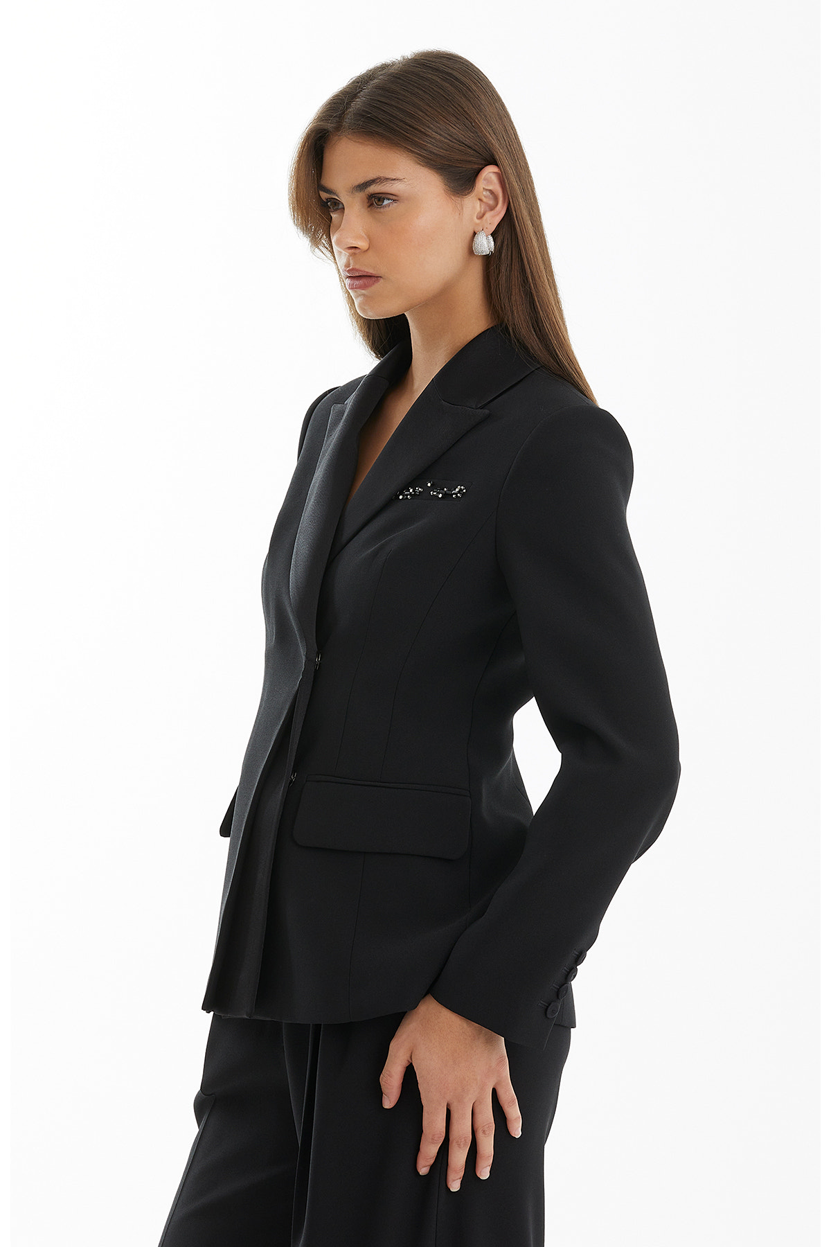 Saten Yaka Detaylı Siyah Blazer Ceket