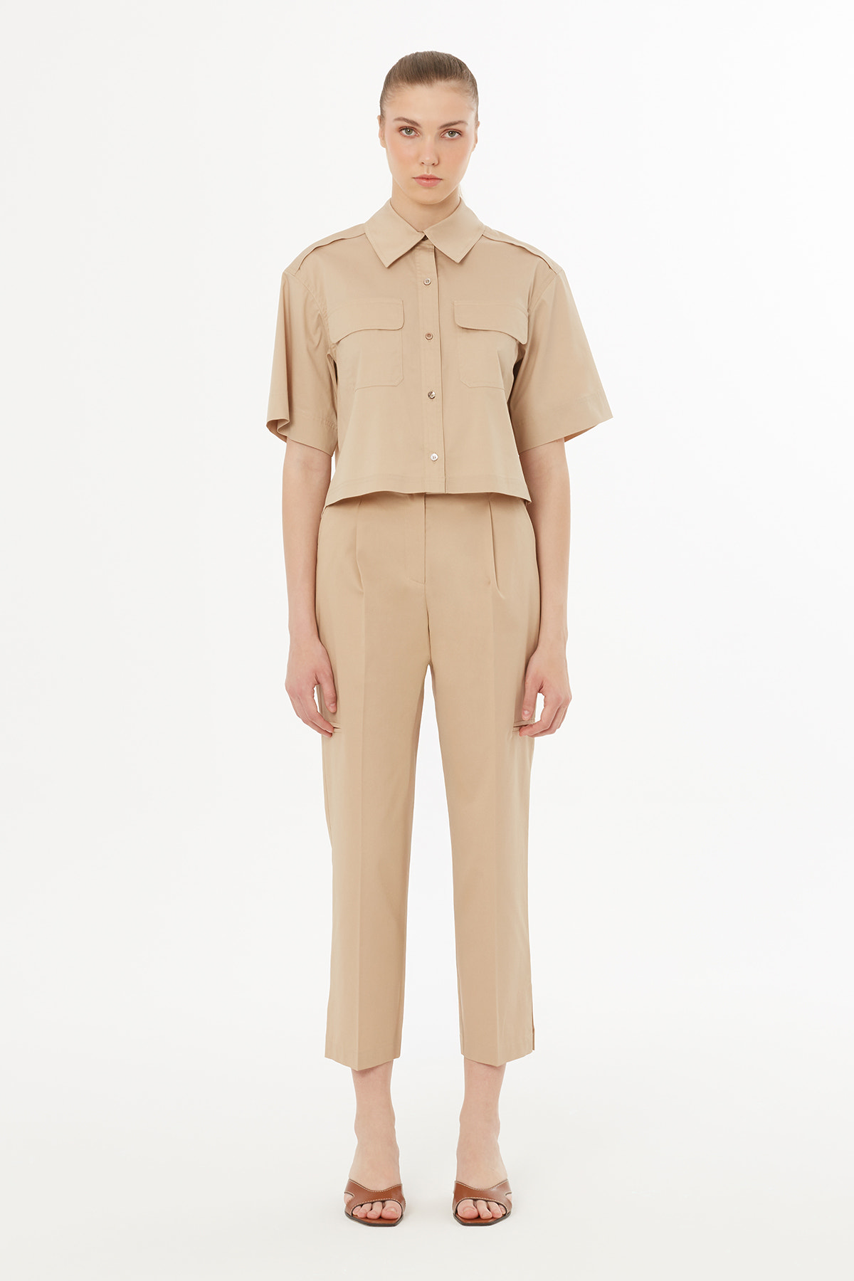 Kısa Kollu Kahverengi Gömlek