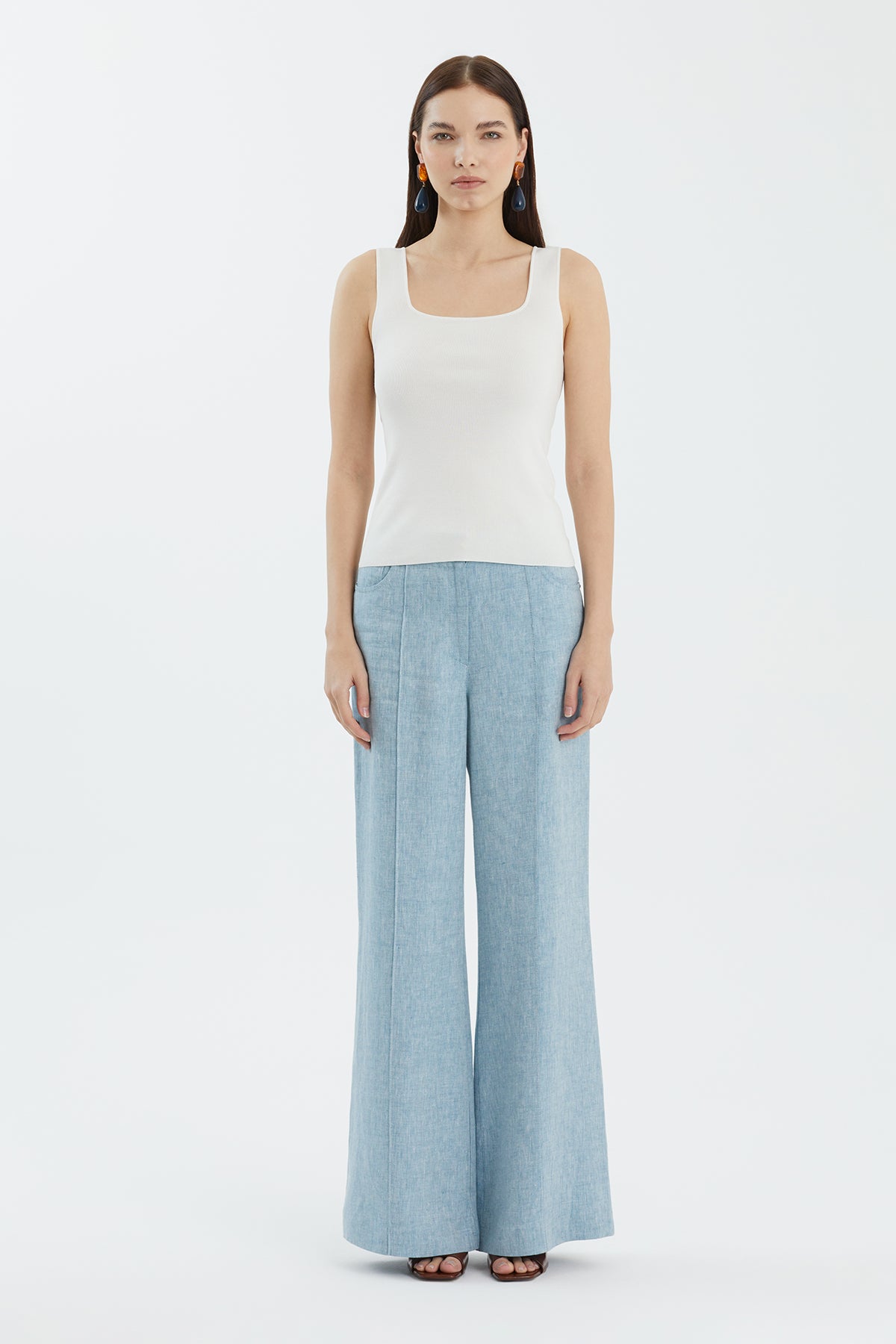 İpek Karışımlı Askılı Beyaz Triko