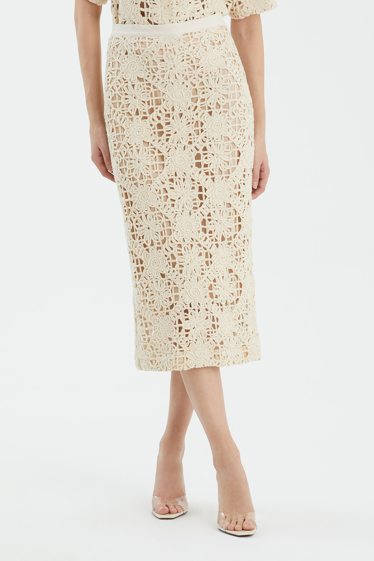 Yırtmaçlı Midi Ekru Kalem Etek