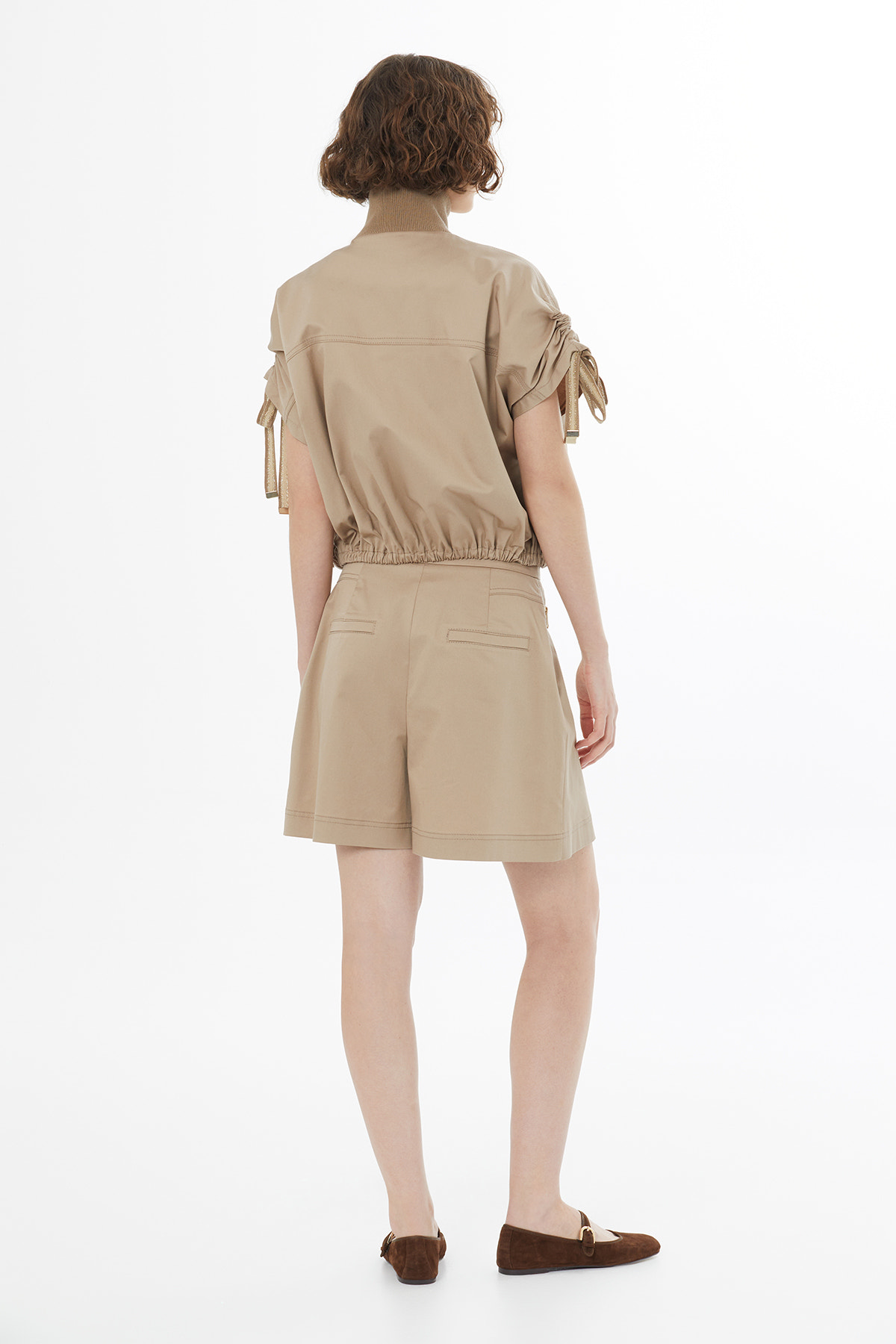 Şerit Triko Detaylı Büzgülü Bej Ceket