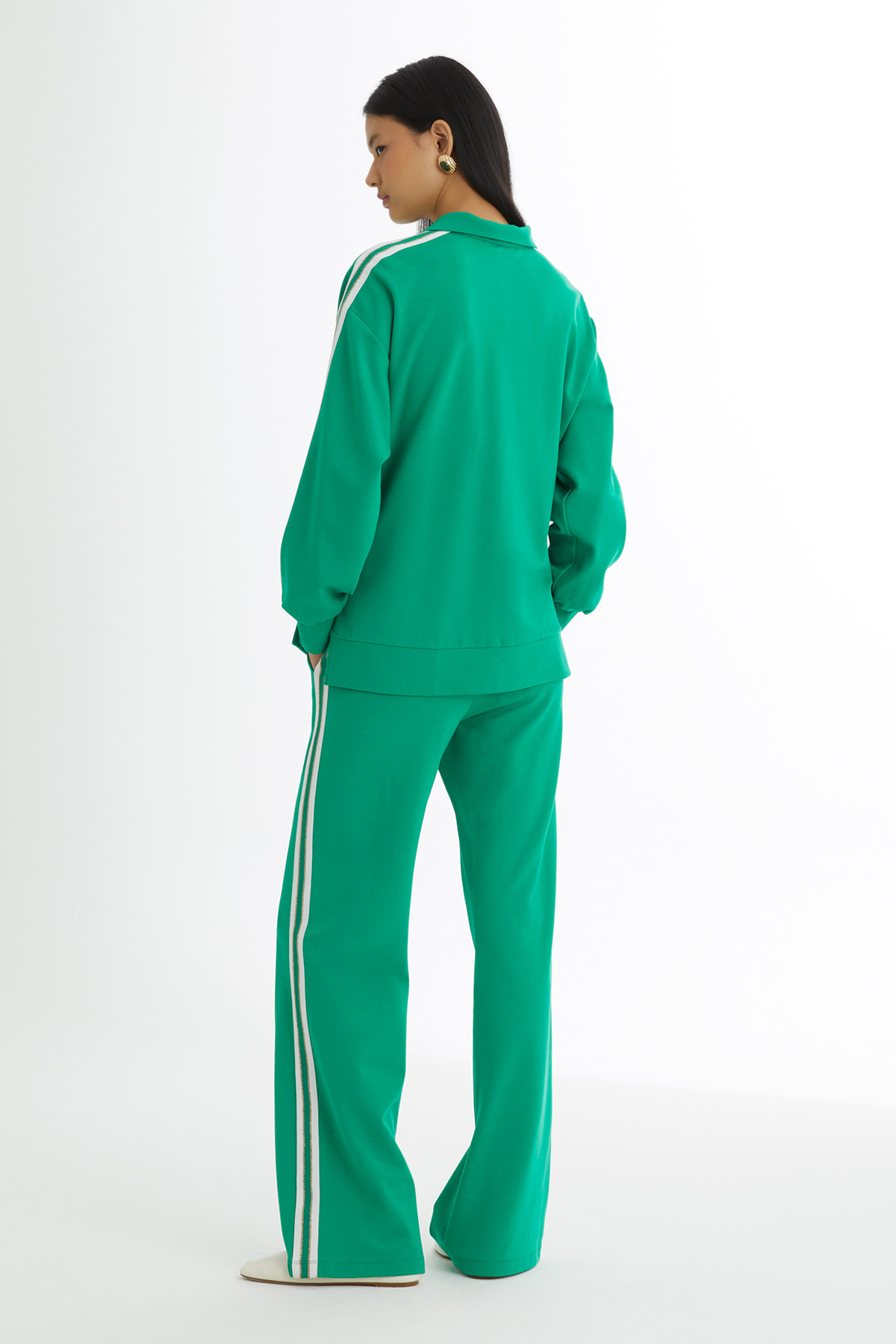 Triko Detaylı Üst Ve Pantolonlu Yeşil Eşofman Takımı