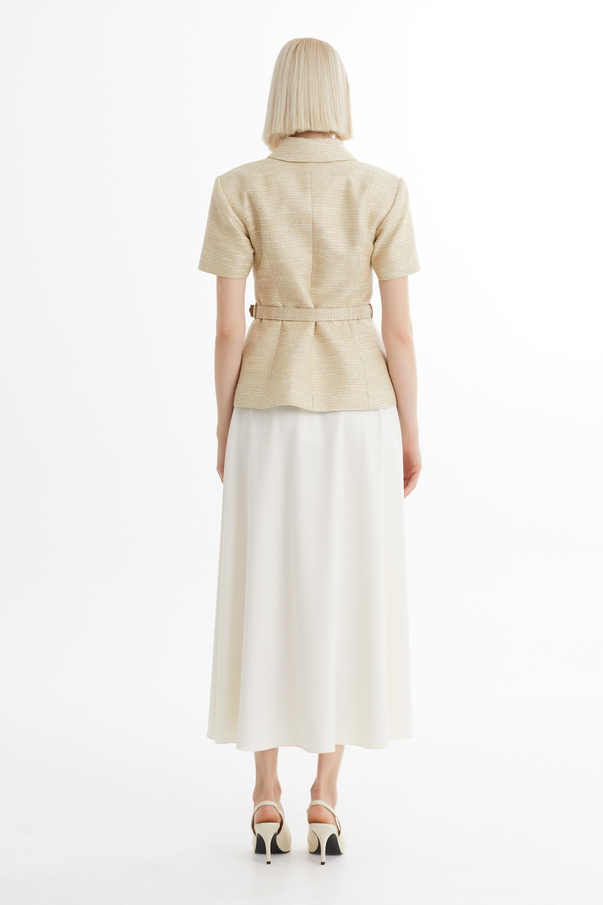 Kısa Kollu Ceket Ve Volanlı Etekli Bej Takım