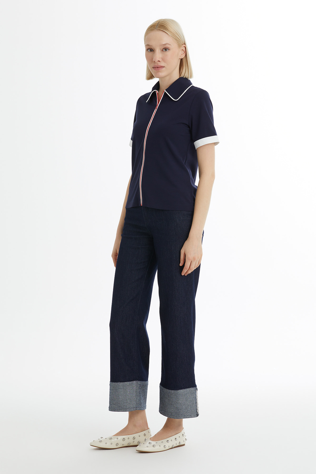 Biye Detaylı Kısa Kollu Lacivert Bluz