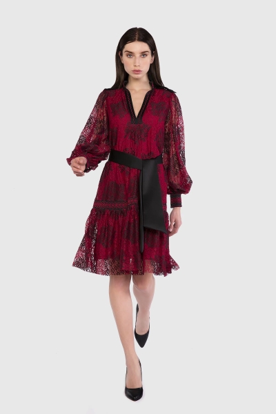 Gizia Ribbon Detailed Belted Lace Red Dress. 1