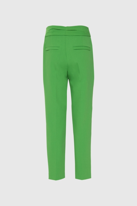 Gizia Pleated Detailed Green Carrot Trousers. 3