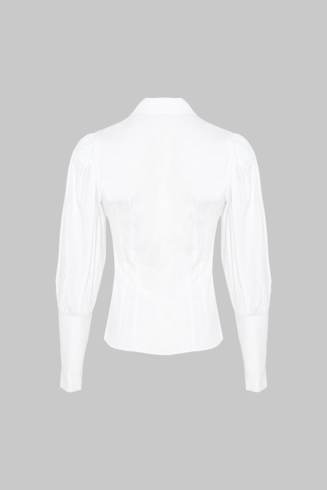Gizia Button Detailed White Shirt. 3