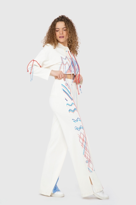 Gizia Colorful Lace And Embroidery Detailed Trousers. 2