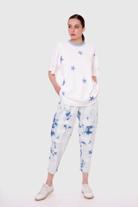 Gizia Ecru Star Printed Oversize Tshirt. 1