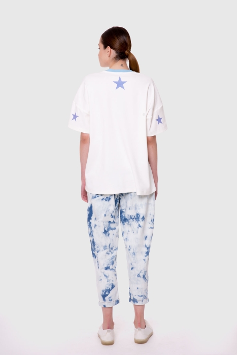 Gizia Ecru Star Printed Oversize Tshirt. 2