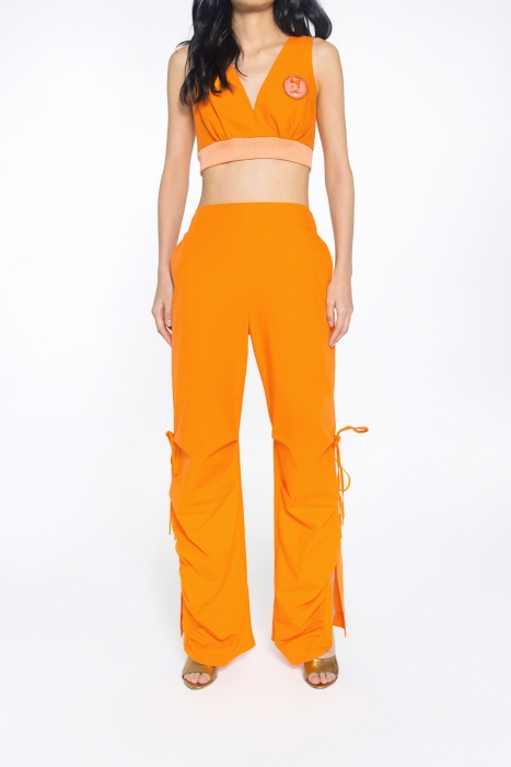 Gizia Model Detailed Trotters With Side Seam Slits Shrinkable Back Waistline Shirred Orange Trousers. 2